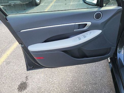 Used 2025 Hyundai Sonata SEL FWD image 10