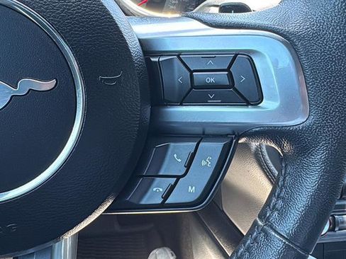Used 2020 Ford Mustang Coupe RWD image 19