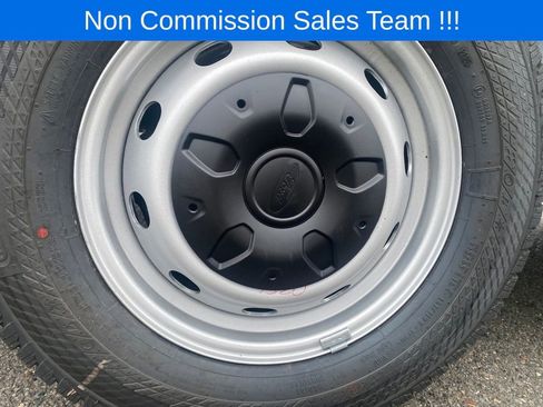 New 2026 Ford Transit 250 148 Medium Roof w/ Load Area Protection Package image 30