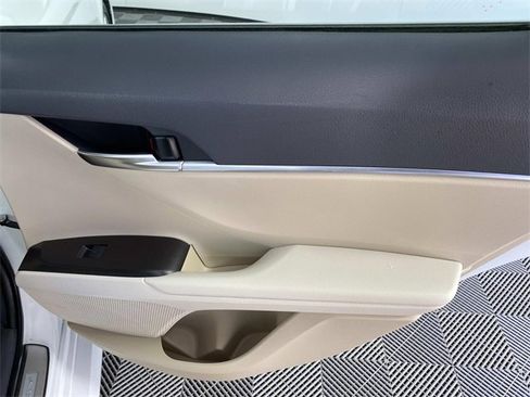 Used 2023 Toyota Camry LE image 25