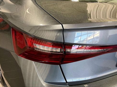 Used 2025 Volkswagen Jetta S FWD image 33
