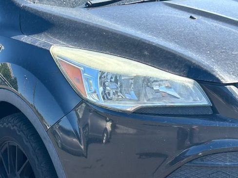 Used 2015 Ford Escape S FWD image 8