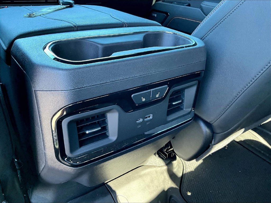 Used 2026 GMC Sierra 1500 AT4 w/ AT4 Premium Package AWD/4WD image 13