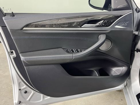 Used 2019 BMW X3 M40i w/ Premium Package image 18