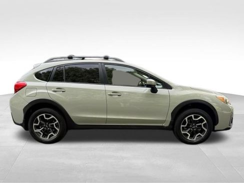 Used 2017 Subaru Crosstrek 2.0i Premium w/ Popular Package #2 AWD/4WD image 7