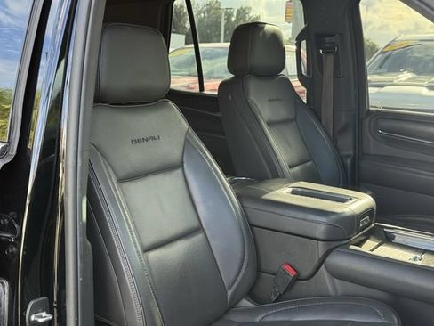 Used 2022 GMC Yukon Denali w/ Denali Premium Package RWD image 20