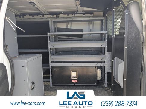 Used 2015 Chevrolet Express 2500 image 12