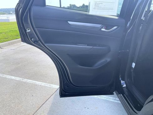 Used 2025 MAZDA CX-5 AWD 2.5 S w/ Preferred Package image 18