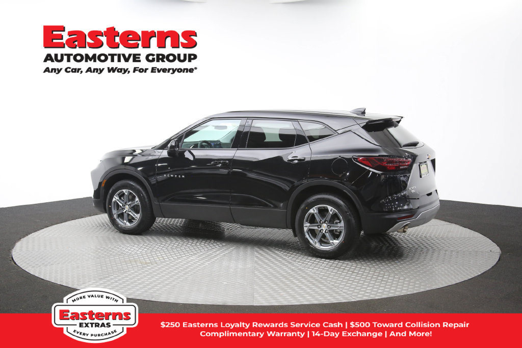 Used 2025 Chevrolet Blazer LT FWD image 65