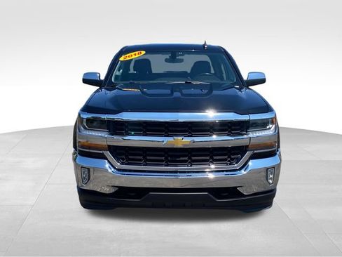 Used 2018 Chevrolet Silverado 1500 LT w/ All Star Edition AWD/4WD image 2