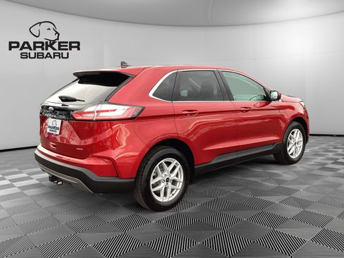 Used 2024 Ford Edge SEL w/ Convenience Package image 5