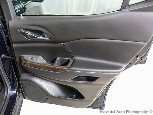 Used 2021 GMC Acadia Denali w/ Trailering Package image 25