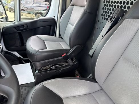 Used 2021 RAM ProMaster 1500 w/ Convenience Group FWD image 29