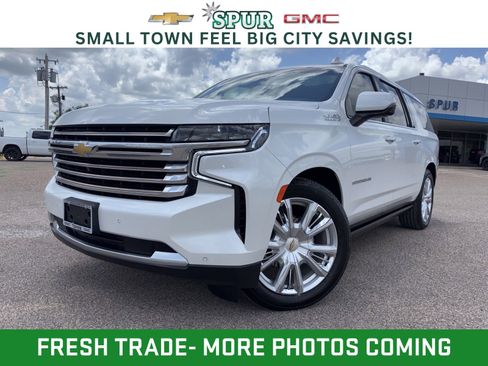 Used 2024 Chevrolet Suburban High Country AWD/4WD image 1