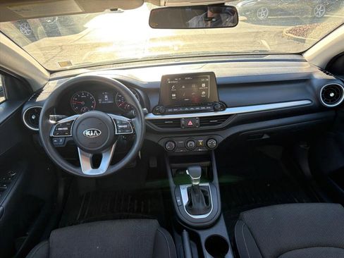 Used 2021 Kia Forte LXS image 8