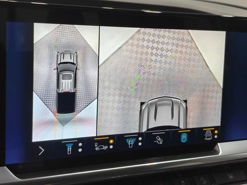 Used 2022 Chevrolet Silverado 1500 LTZ w/ Technology Package image 55