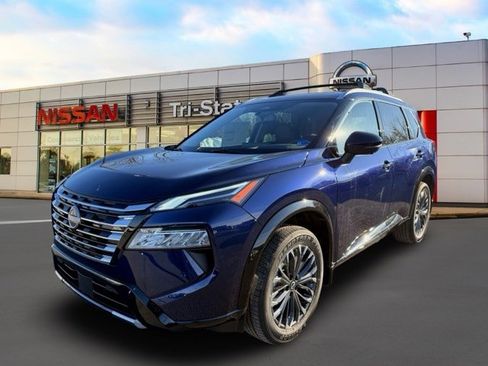 New 2026 Nissan Rogue Platinum w/ Platinum Premium Package image 2