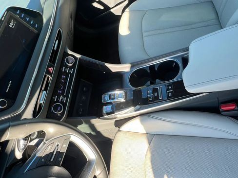 Used 2022 Hyundai Sonata Limited FWD image 25