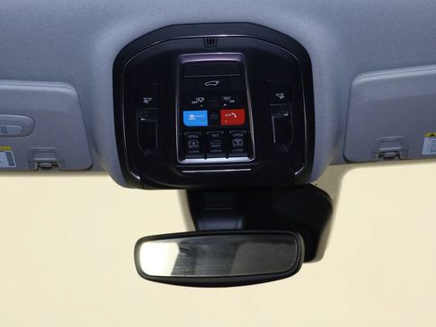 Used 2022 Jeep Grand Cherokee L Limited w/ Black Appearance Package RWD image 28