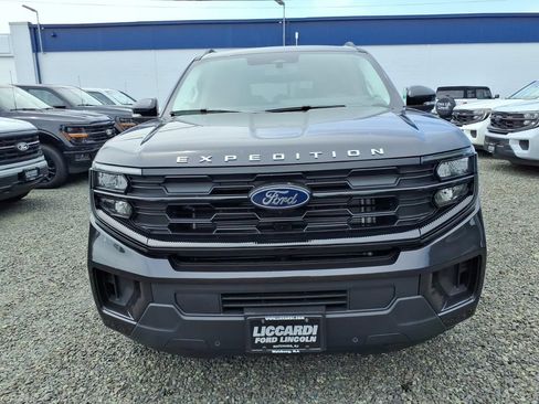 New 2026 Ford Expedition Max Active AWD/4WD image 2