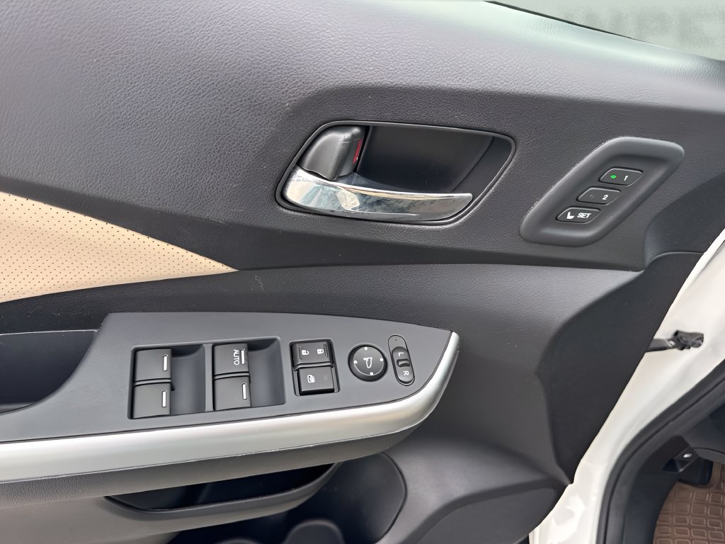 Used 2016 Honda CR-V Touring image 26