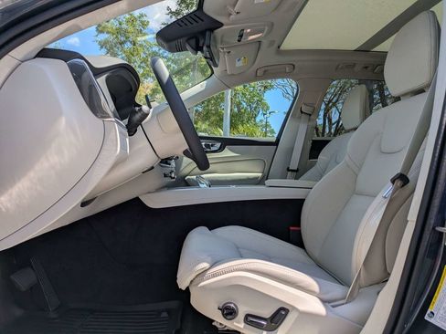 New 2026 Volvo XC60 B5 Ultra w/ Protection Package Premier AWD/4WD image 2
