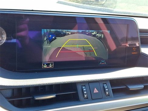 Used 2019 Lexus ES 350 Luxury w/ Accessory Package image 19