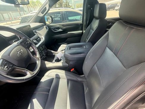 Used 2022 Chevrolet Tahoe RST w/ Luxury Package RWD image 19