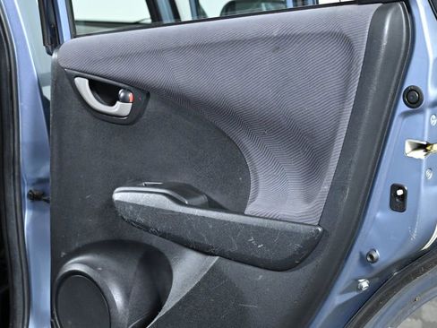 Used 2011 Honda Fit image 21