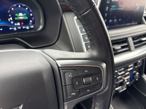 Used 2023 Chevrolet Suburban Premier image 56