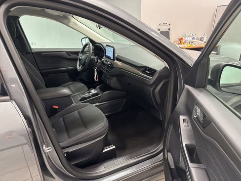 Used 2023 Ford Escape AWD image 41