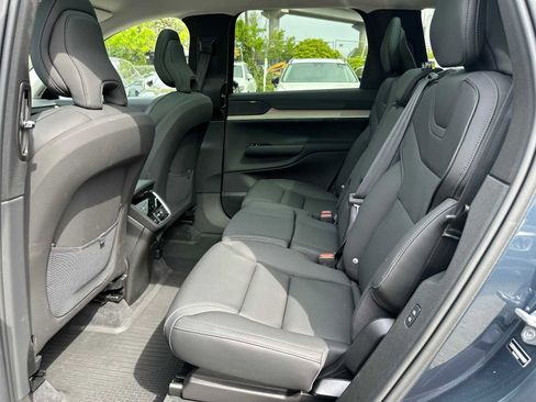 Used 2025 Volvo EX90 Plus w/ Protection Package Premier AWD/4WD image 15