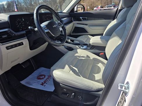 Used 2024 Kia Telluride SX Prestige image 9