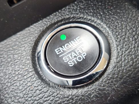 Used 2020 Ford F150 Lariat image 24