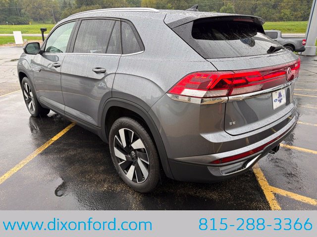 Used 2024 Volkswagen Atlas Cross Sport SE AWD/4WD image 6