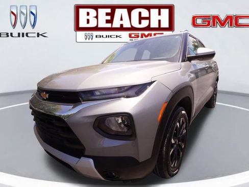 Used 2023 Chevrolet TrailBlazer LT w/ Convenience Package AWD/4WD image 7