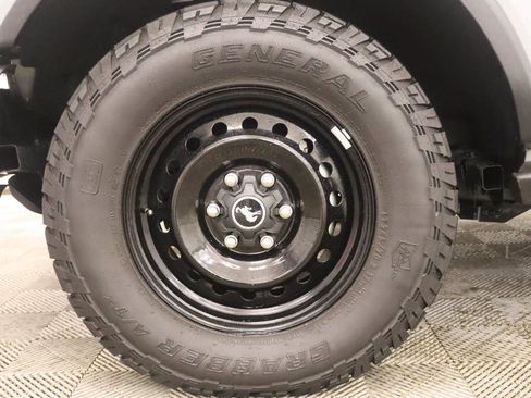Used 2022 Ford Bronco Black Diamond AWD/4WD image 6