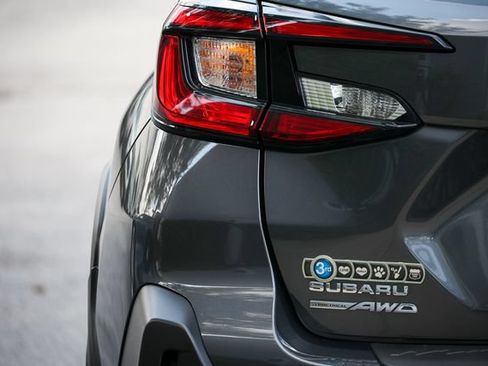 Used 2024 Subaru Crosstrek 2.0i Premium AWD/4WD image 37