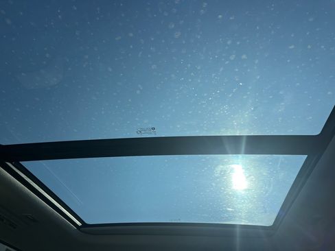 Used 2022 GMC Yukon XL Denali image 24