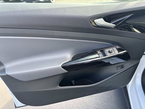 Certified 2021 Volkswagen ID.4 Pro S image 12