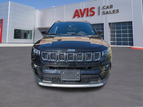 Used 2025 Jeep Compass Limited AWD/4WD image 2