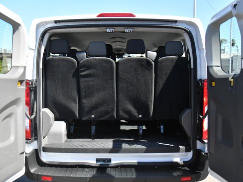 Used 2023 Ford Transit 350 XLT image 41