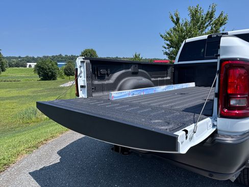 New 2026 RAM 3500 Tradesman AWD/4WD image 13