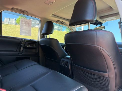 Used 2016 Toyota 4Runner Trail Premium AWD/4WD image 29