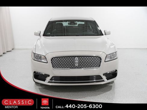 Used 2020 Lincoln Continental AWD w/ Premium Package image 2