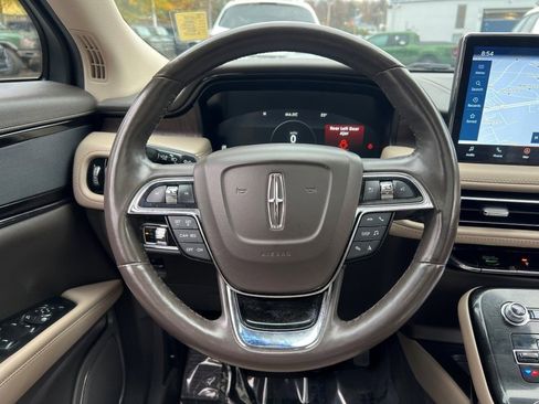 Used 2022 Lincoln Nautilus Reserve image 27