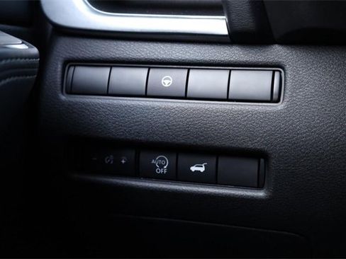 Certified 2023 Nissan Rogue SV w/ SV Premium B Package image 20