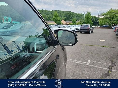 Used 2016 Toyota Highlander XLE AWD/4WD image 34