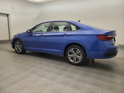 Used 2024 Volkswagen Jetta SE image 3