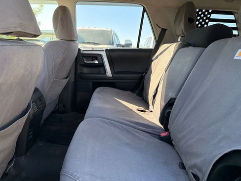 Used 2014 Toyota 4Runner SR5 AWD/4WD image 4